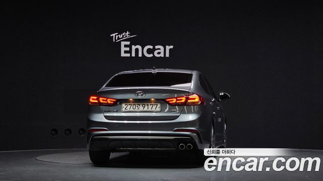 Hyundai AVANTE 2017 — photo 4