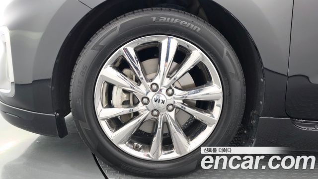 Kia Canival 2019 — photo 5
