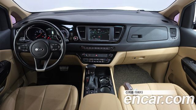 Kia Canival 2019 — photo 10