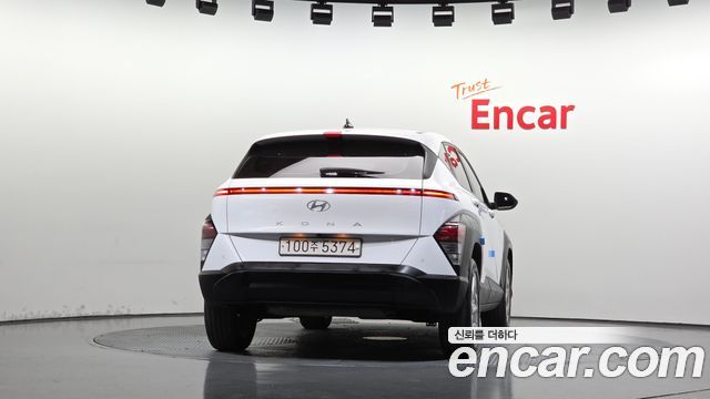 Hyundai Kona 2023 — photo 4