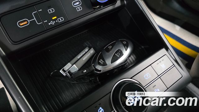 Hyundai Kona 2023 — photo 23