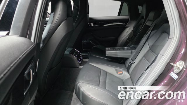 Porsche Panamera 2021 — photo 18