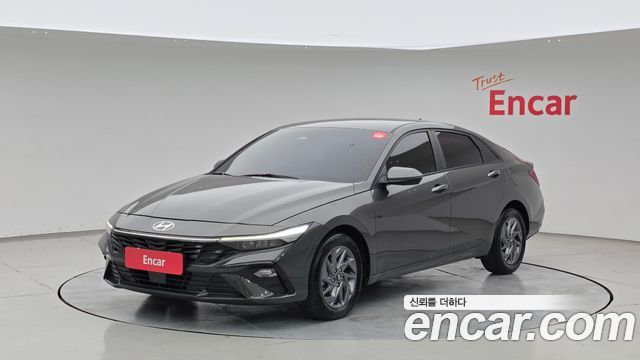 Hyundai AVANTE 2024 — photo 1