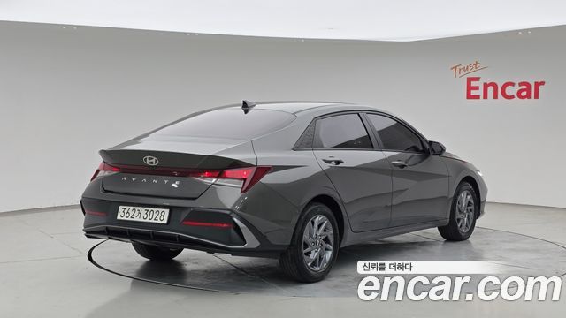 Hyundai AVANTE 2024 — photo 2