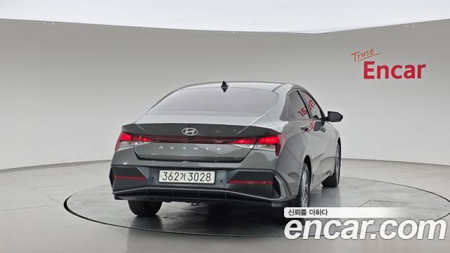 Hyundai AVANTE 2024 — photo 4