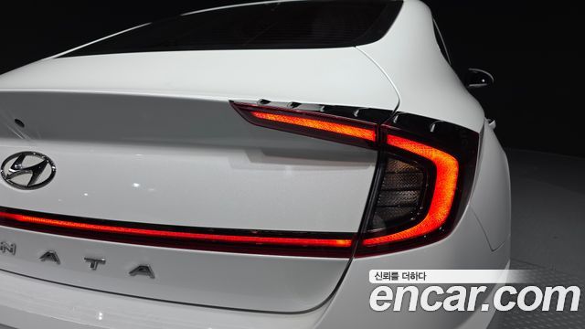 Hyundai Sonata 2020 — photo 9