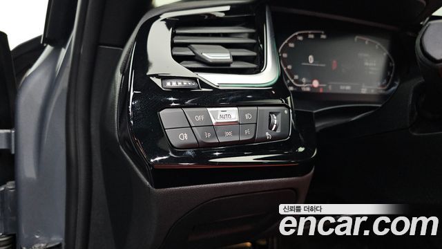 BMW Z4 2024 — photo 19