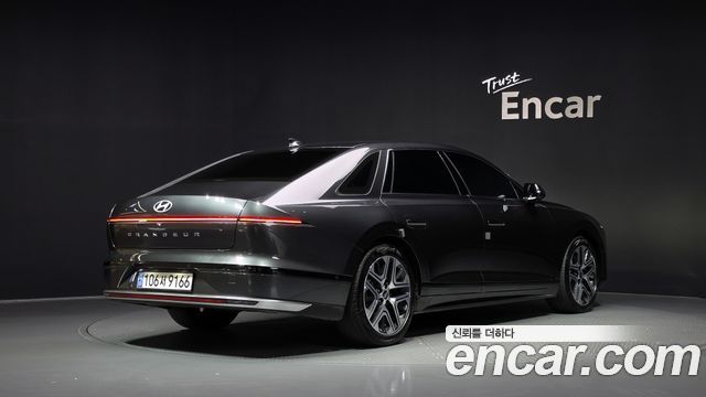 Hyundai Grandeur 2023 — photo 2