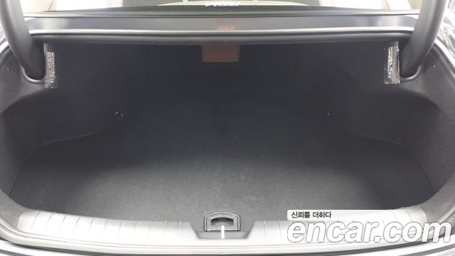 Hyundai Grandeur 2023 — photo 26