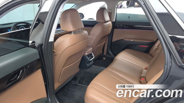Hyundai Grandeur 2023 — photo 16