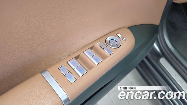 Hyundai Grandeur 2023 — photo 28