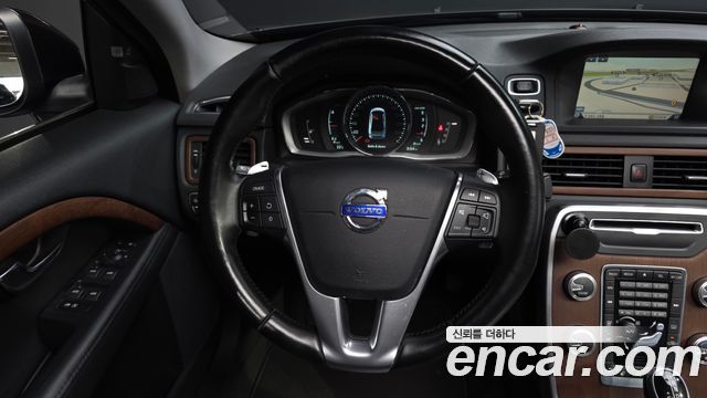 Volvo S80 2015 — photo 19
