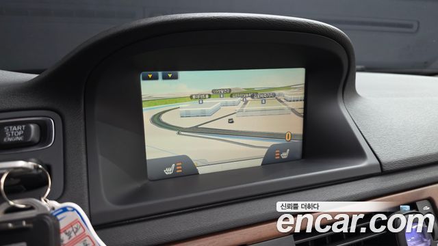 Volvo S80 2015 — photo 22