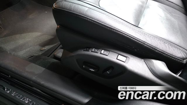 Volvo S80 2015 — photo 32