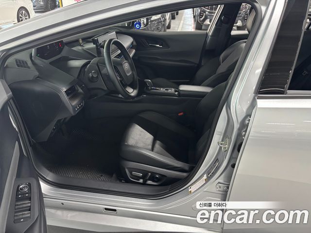 Toyota Prius 2024 — photo 15