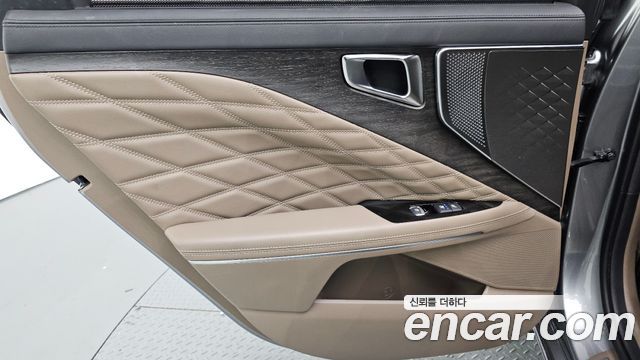 Kia K8 2023 — photo 15