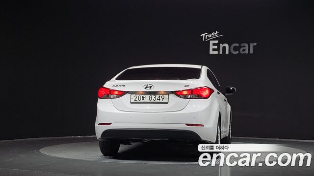 Hyundai AVANTE 2014 — photo 4
