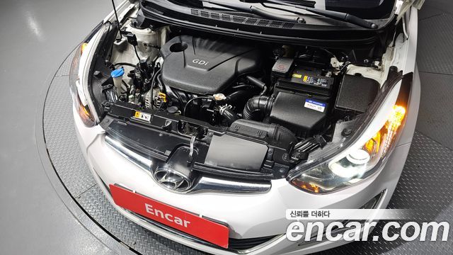 Hyundai AVANTE 2014 — photo 6