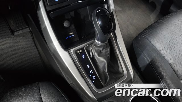 Hyundai AVANTE 2014 — photo 12