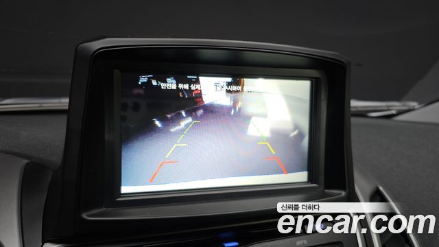 Hyundai AVANTE 2014 — photo 21