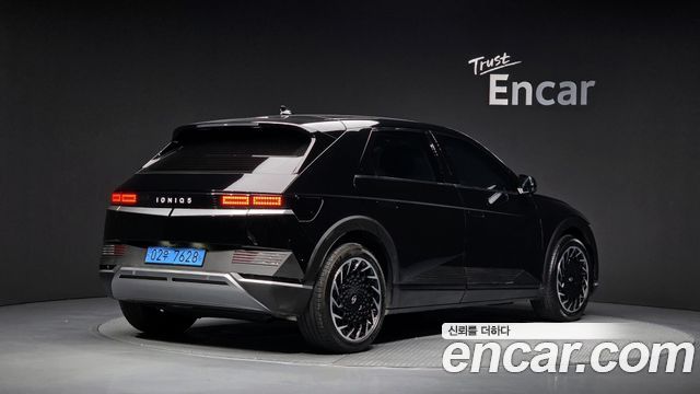 Hyundai Ioniq5 2023 — photo 2