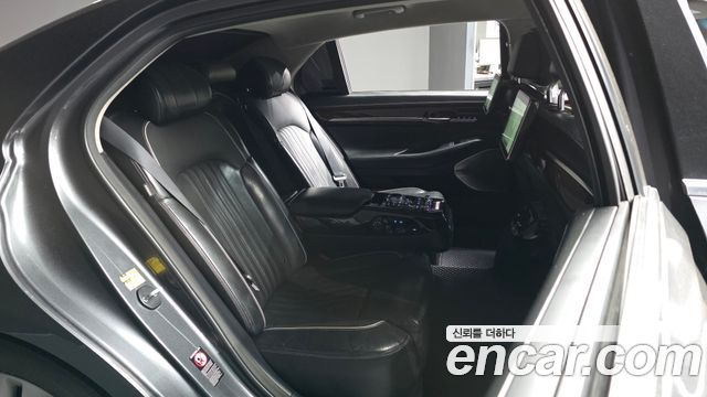 Genesis EQ900 2018 — photo 18