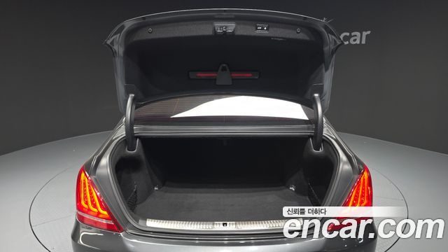 Genesis EQ900 2018 — photo 26