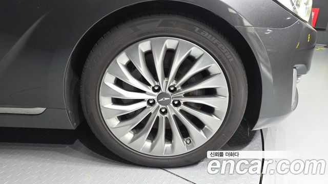 Genesis EQ900 2018 — photo 7