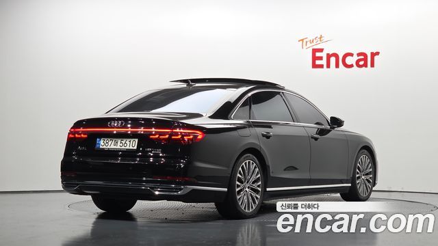 Audi A8 2021 — photo 2