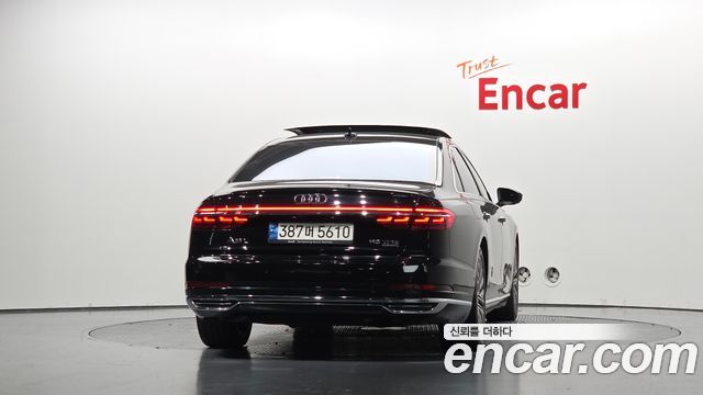 Audi A8 2021 — photo 4