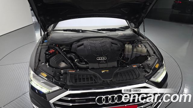 Audi A8 2021 — photo 6