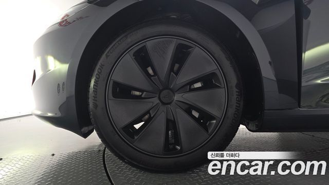 Tesla Model 3 2026 — photo 5