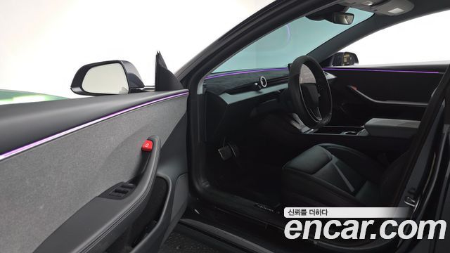 Tesla Model 3 2026 — photo 13