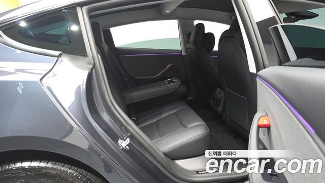 Tesla Model 3 2026 — photo 17