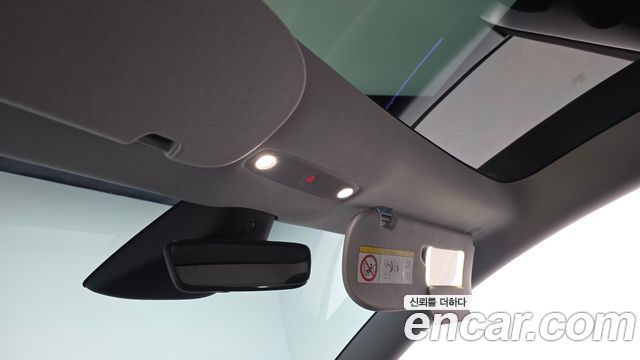 Tesla Model 3 2026 — photo 25