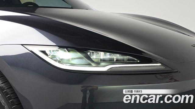 Tesla Model 3 2026 — photo 8