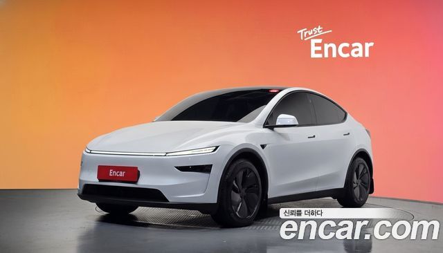 Tesla Model Y 2026 — photo 1