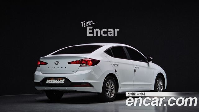 Hyundai AVANTE 2019 — photo 2