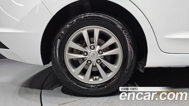 Hyundai AVANTE 2019 — photo 5