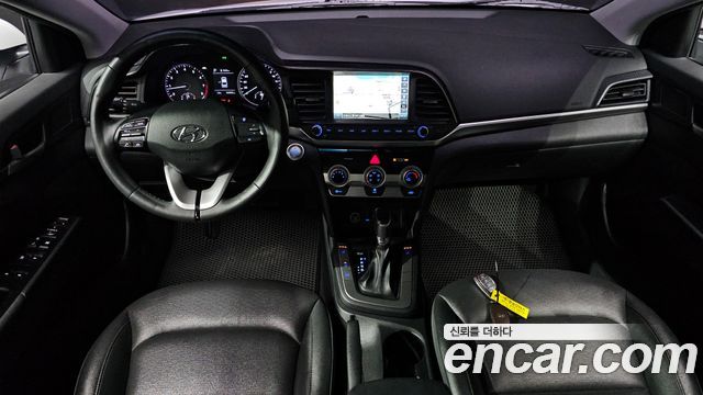 Hyundai AVANTE 2019 — photo 10