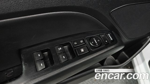 Hyundai AVANTE 2019 — photo 22