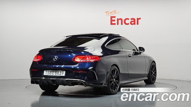 Mercedes-Benz C-Class 2017 — photo 2