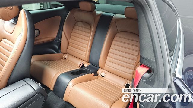 Mercedes-Benz C-Class 2017 — photo 11