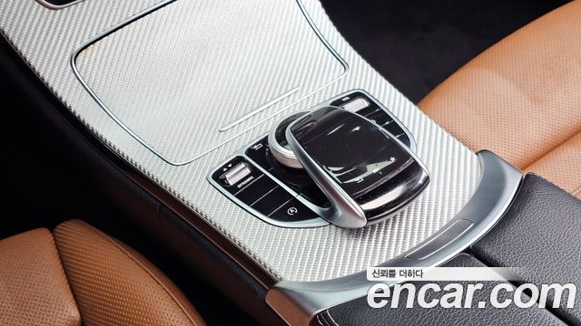 Mercedes-Benz C-Class 2017 — photo 16