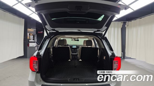 Ford Explorer 2022 — photo 23