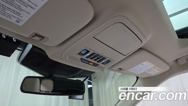 Ford Explorer 2022 — photo 24