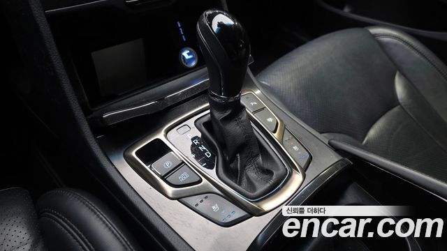 Hyundai Grandeur 2013 — photo 9
