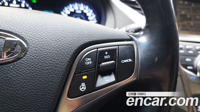 Hyundai Grandeur 2013 — photo 16