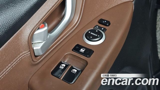 Hyundai Starex 2019 — photo 19