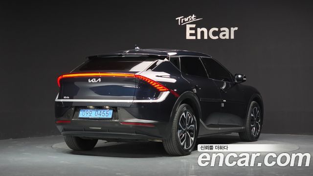 Kia EV6 2022 — photo 2